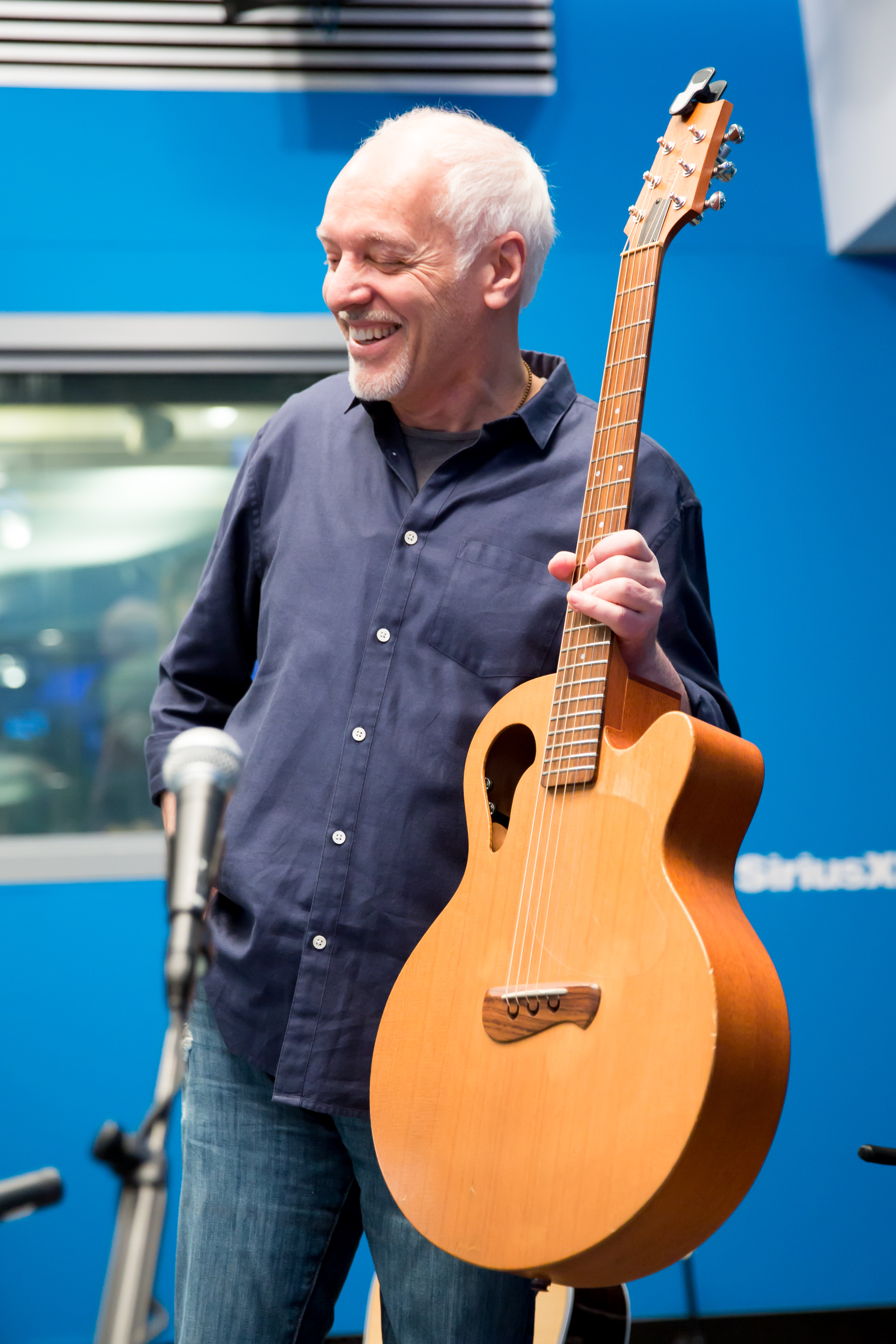 Peter Frampton Celebrates New 