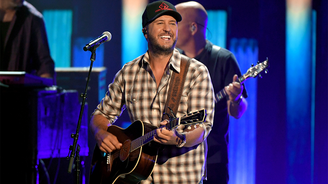 luke bryan farm tour presale code