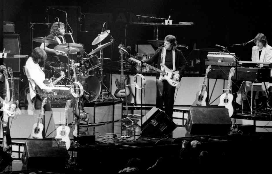 NEW YORK CITY - MAY 24: English singer, songwriter, musician and Beatle Paul McCartney plays with his post-Beatles band, Wings, during their Wings Over the World Tour at Madison Square Garden in New York City on May 24, 1976. (Photo by Jeff Hochberg/Getty Images)