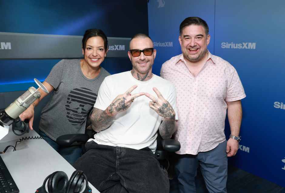 Adam Levine with 'Morning Mash Up' hosts Nicole Ryan and Ryan Sampson at the SiriusXM New York City Studios April 2024