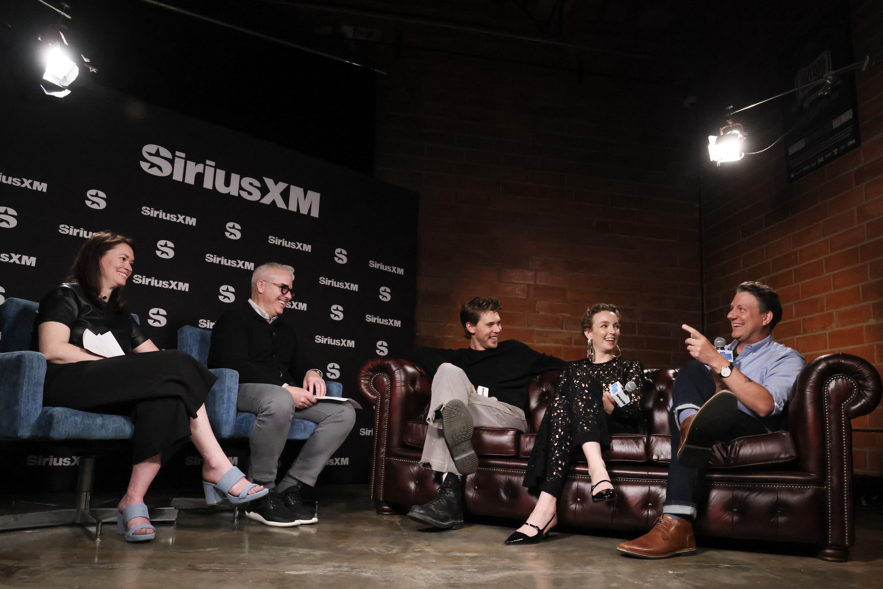 LOS ANGELES, CALIFORNIA - MAY 30: (L-R) Julia Cunningham and Jess Cagle speak with 'The Bikeriders' Austin Butler, Jodie Comer on SiriusXM's The Jess Cagle Show at The Bike Shed on May 30, 2024 in Los Angeles, California. (Photo by Rodin Eckenroth/Getty Images for SiriusXM)