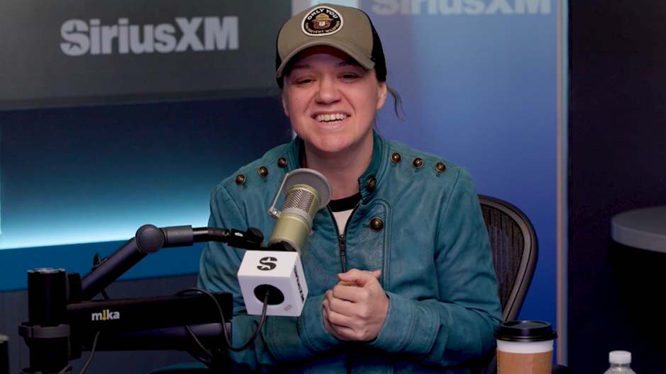 Thumbnail of Kelly Clarkson Discussing Where Have You Been Single.