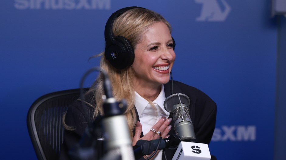 Sarah Michelle Gellar in the SiriusXM studios for "The Morning Mash Up" on SiriusXM Hits 1