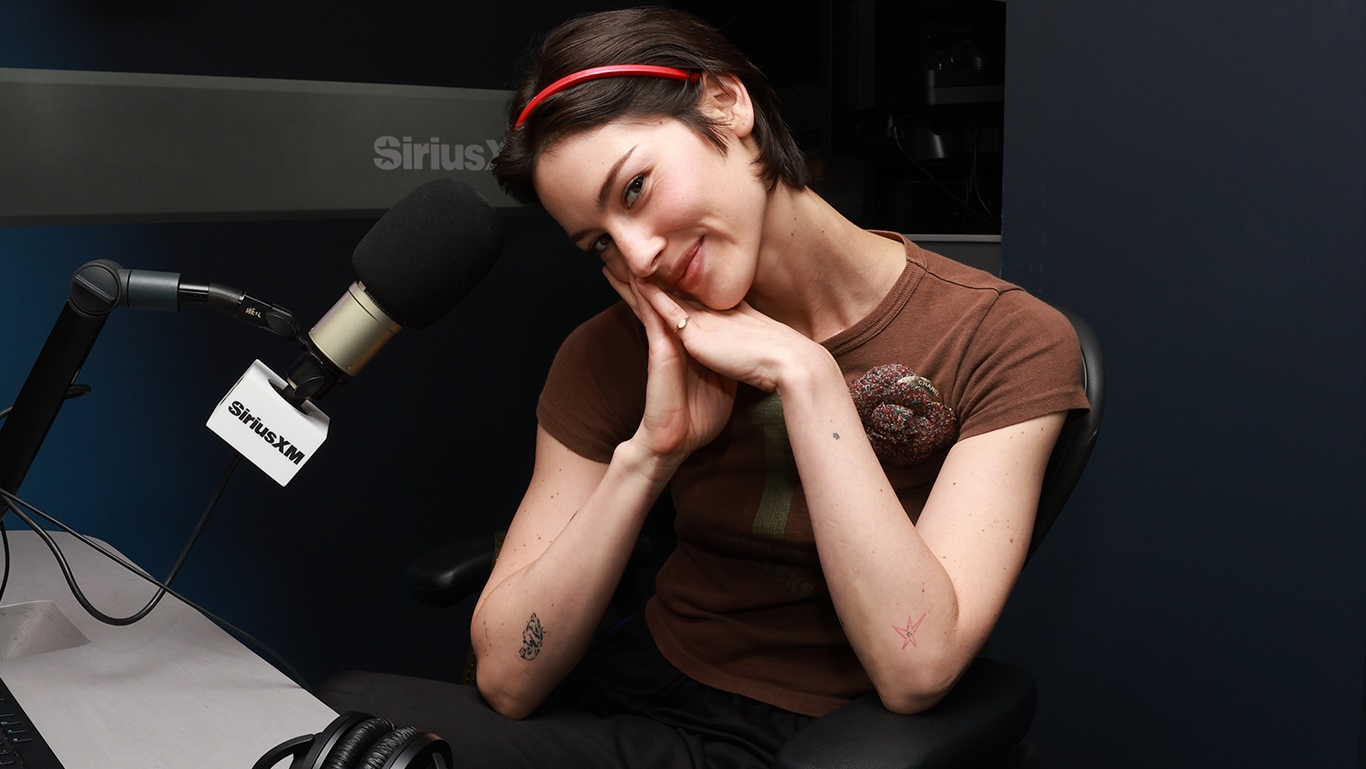 Listen to Gracie Abrams’ ‘Daughter from Hell’ Weekend on SiriusXM Hits 1